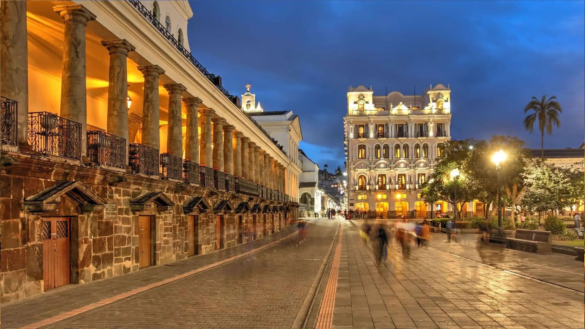 QUITO CITY TOUR & MIDDLE OF THE WORLD